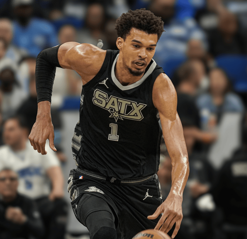 本季首拨首钢,红军尼克斯母队灰熊完胜 本季首拨首钢,红军尼克斯母队灰熊完胜