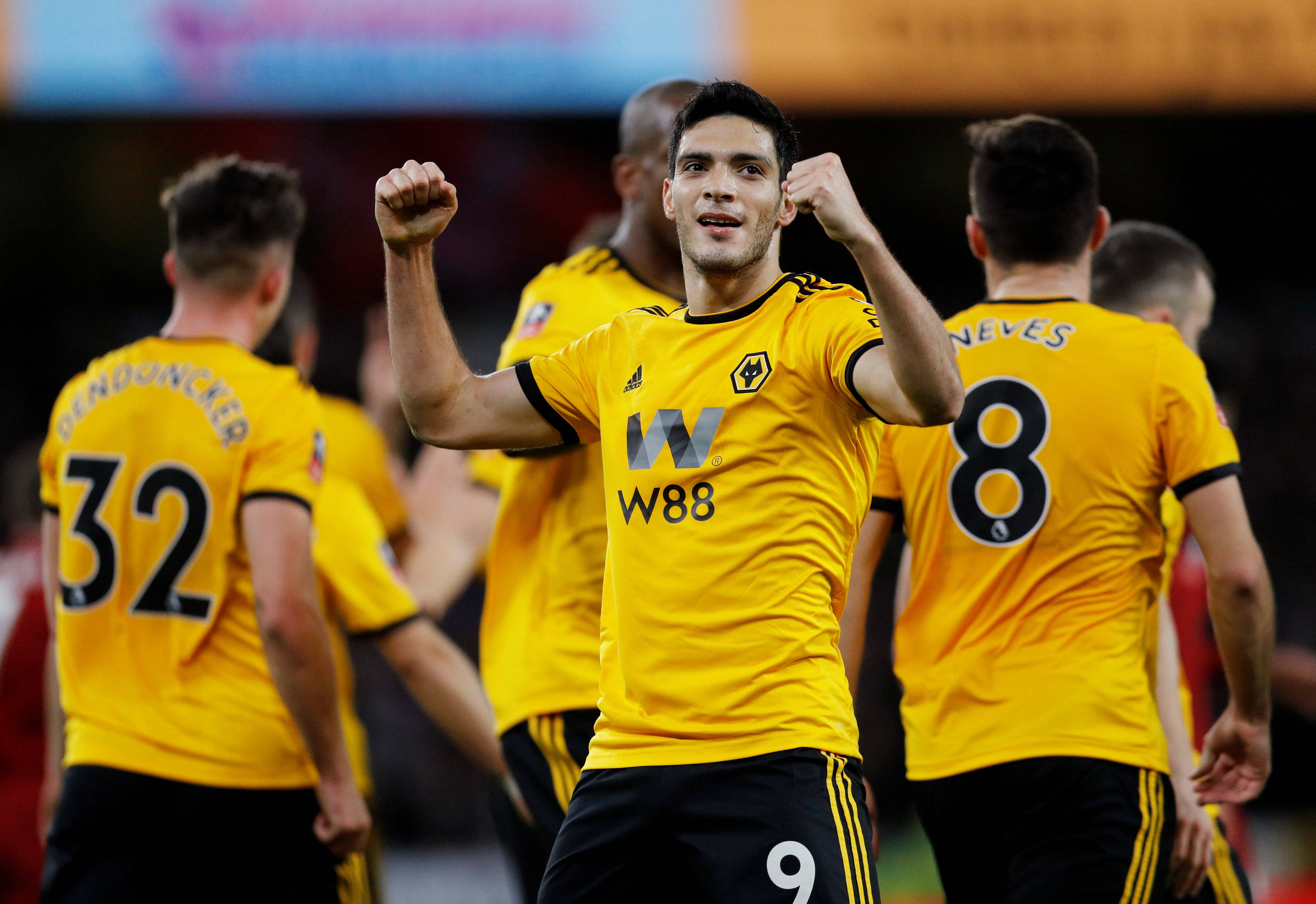 汉诺威球队领袖回归,球队稳定下来 汉诺威球队领袖回归,球队稳定下来