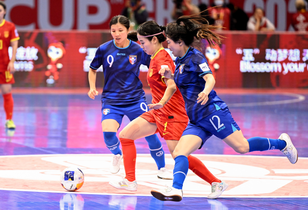 亚洲足球比赛,女子团队夺魁 亚洲足球比赛,女子团队夺魁