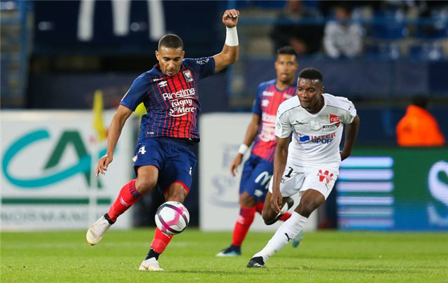 卡昂客场击败波尔多,继续取得胜利 卡昂客场击败波尔多,继续取得胜利