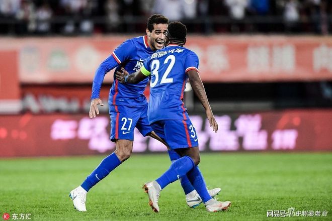 汉诺威客场大败,保级形势雪上加霜 汉诺威客场大败,保级形势雪上加霜