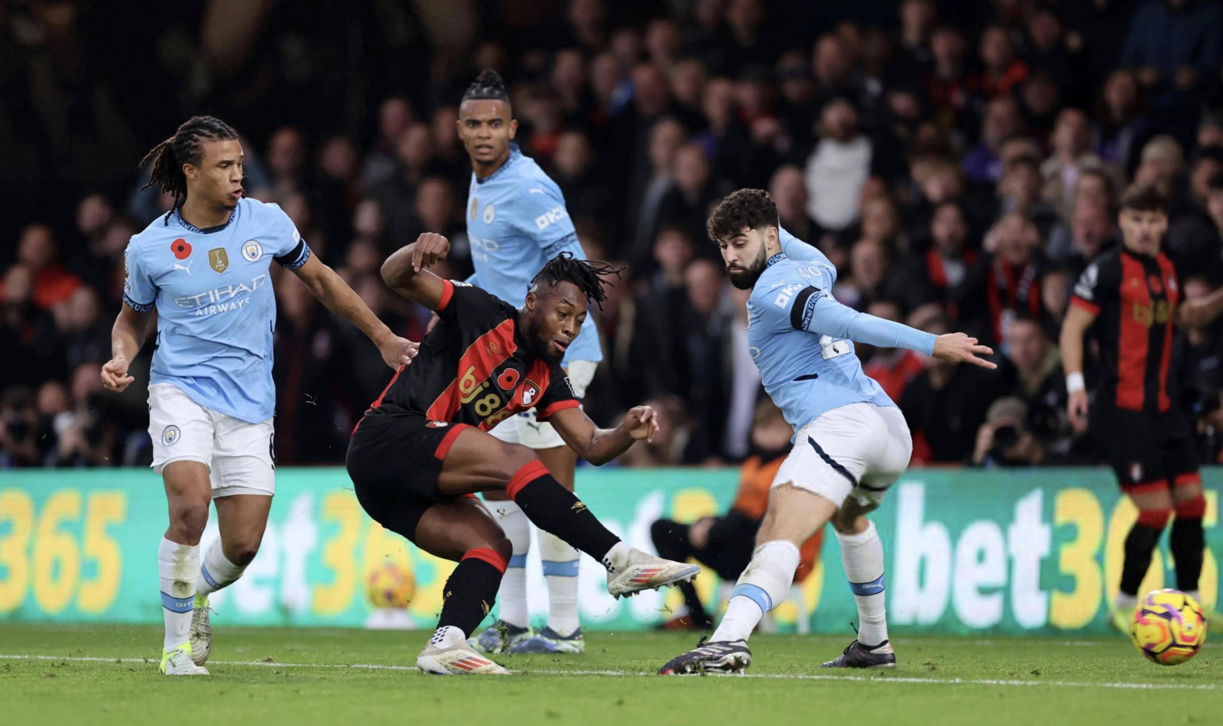 开云体育登录-曼城客场大捷，欧冠赛场进军领跑