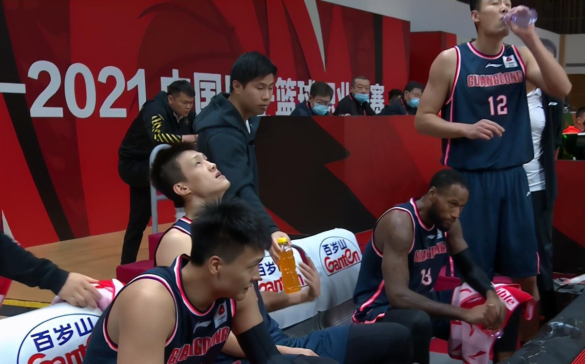 湖南队奋勇争胜,击败对手实现积分逆转 湖南队奋勇争胜,击败对手实现积分逆转