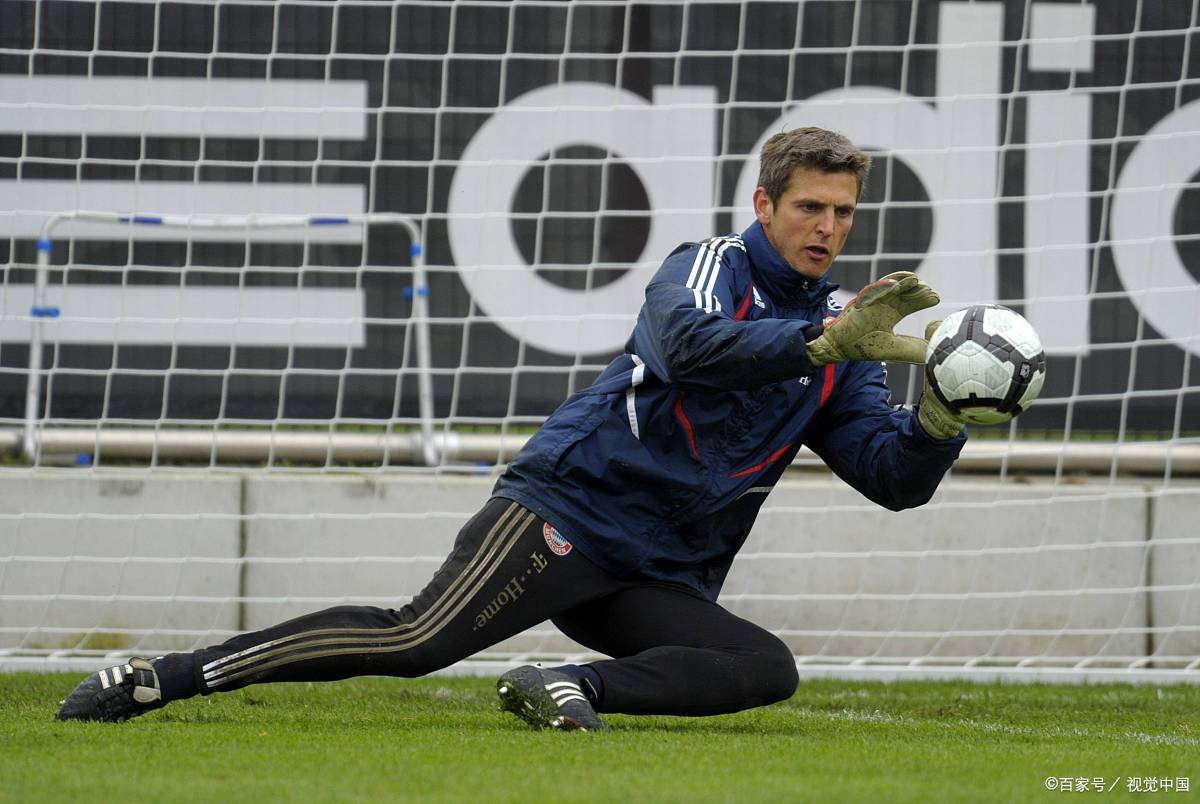 开云体育官网-那不勒斯逆转胜弗罗西诺内，赢得关键三分