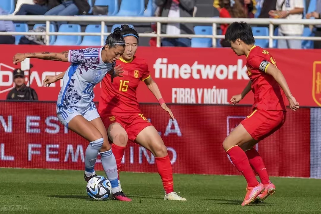 俄罗斯女足意外淘汰,阿根廷首次夺魁 俄罗斯女足意外淘汰,阿根廷首次夺魁