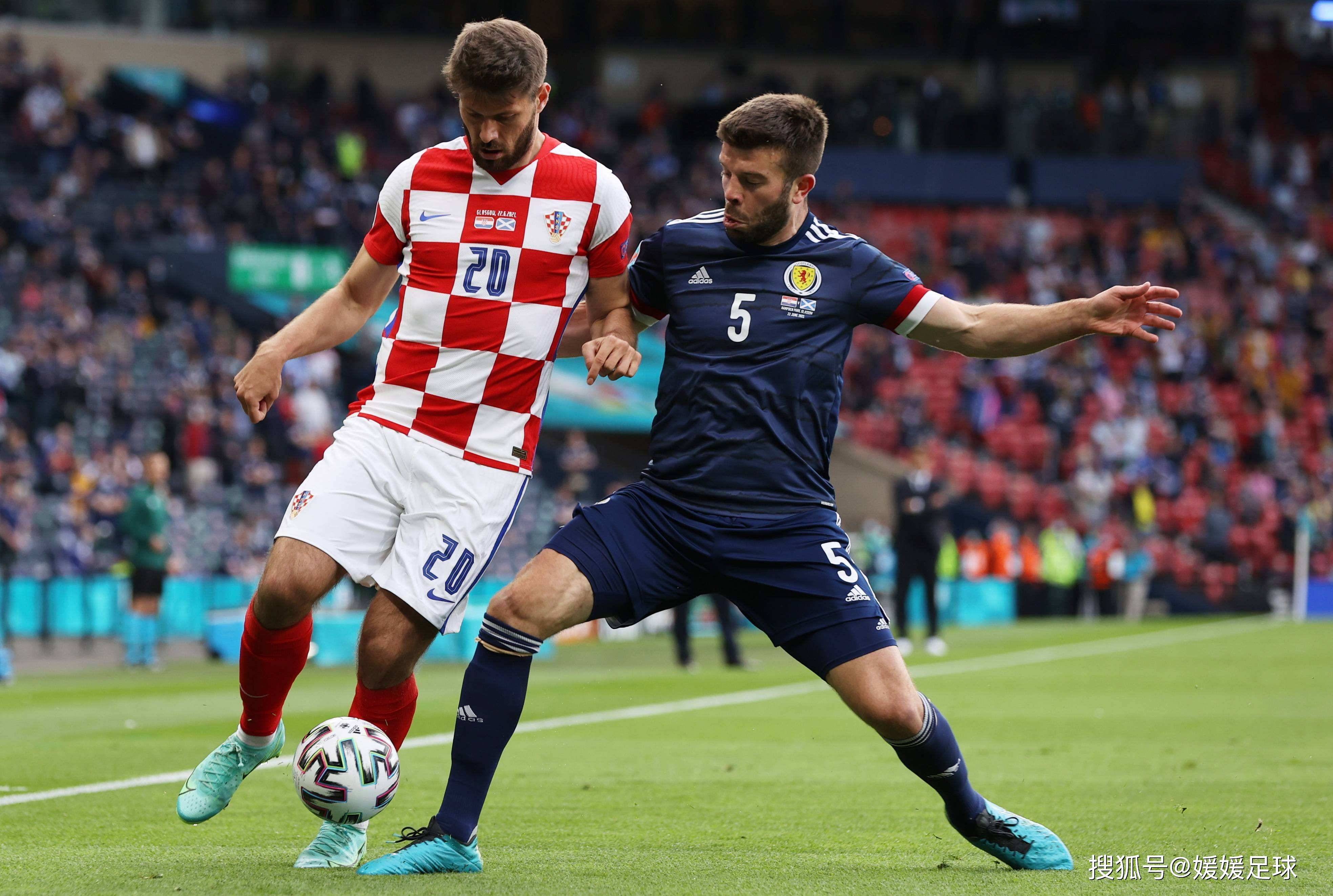 开云体育APP下载-包含斯洛伐克队表现出色，高居小组第二的词条