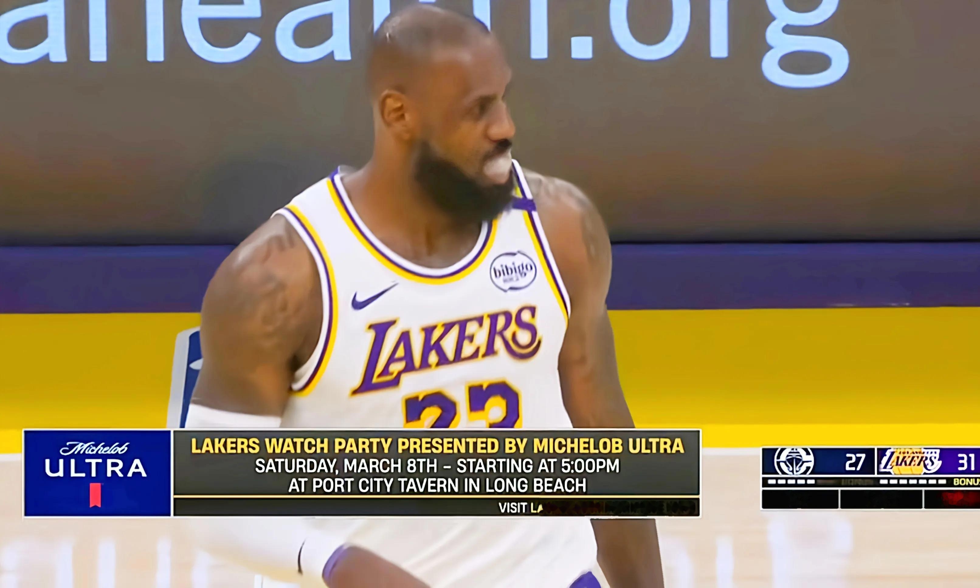 湖人击败勇士,取得六连胜 湖人击败勇士,取得六连胜