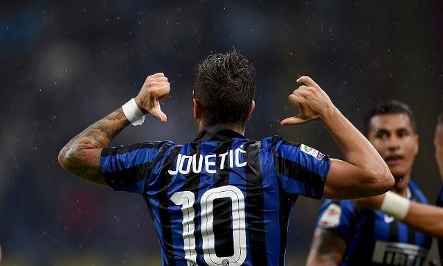 法兰克福客战告捷,强势抢分 法兰克福客战告捷,强势抢分