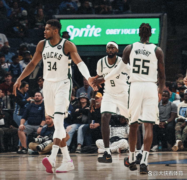 雄鹿队主帅战术调整，带领球队摆脱连败的简单介绍